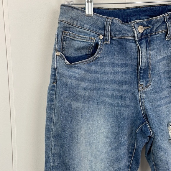 Altar'd  State Distressed Ripped Skinny Jeans Women's Size 27 Light Wash Stretch - Picture 5 of 17